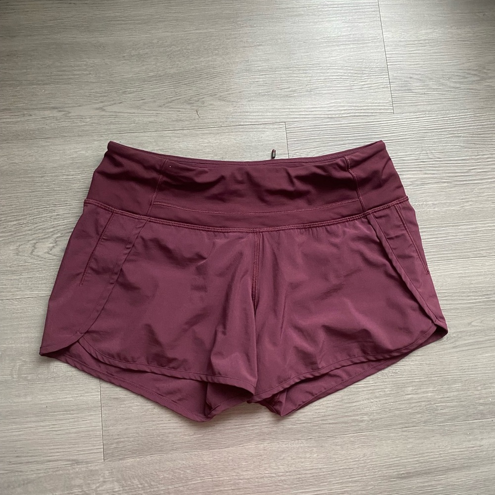 LULULEMON SPEED UP SHORTS “2.5 HIGH RISE